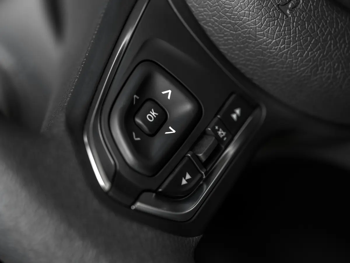 Autobrvt.com - 0934195680 - Vinfast Auto Bà Rịa - VF5 - Nội thất 11