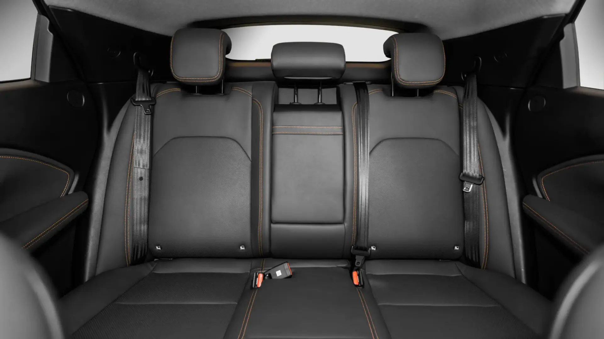 VinFast VF6 - AutoBRVT.com - 0934195680 - VF6-Lifestyle-05
