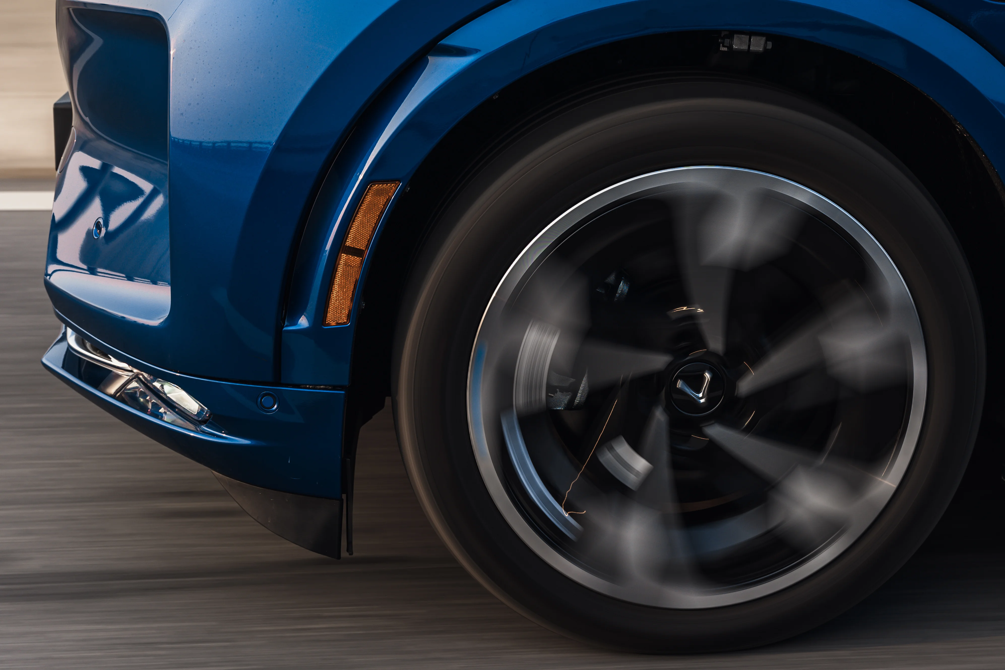 VinFast_VF 9_VinFast Blue_A7303249